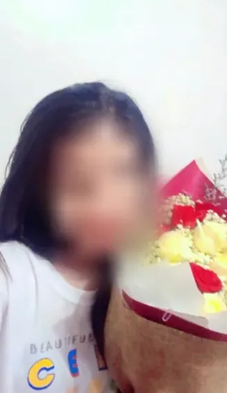 Agnes, 23