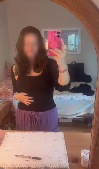 Aya, 27