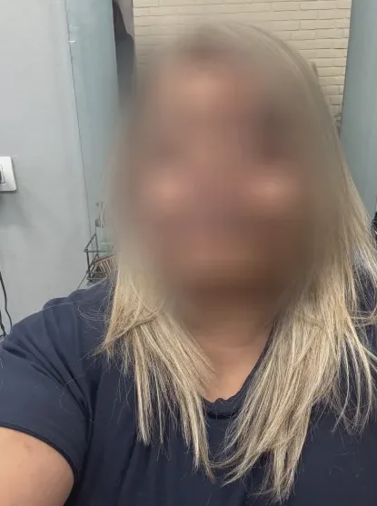 Christina, 40