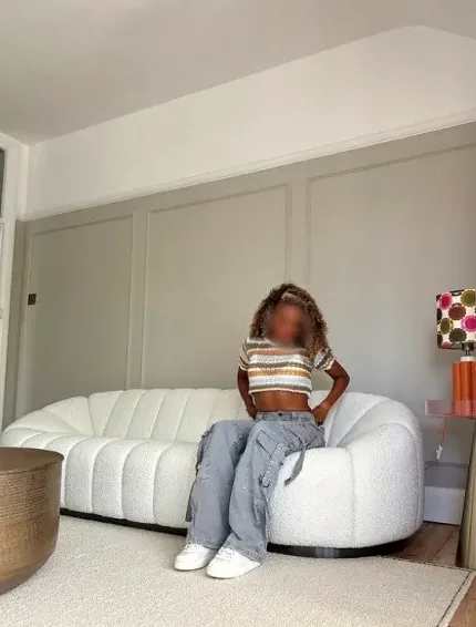 Ellen, 20