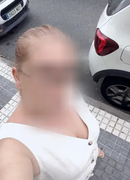 Esther, 38