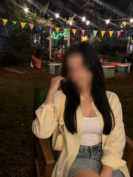 Merve, 24