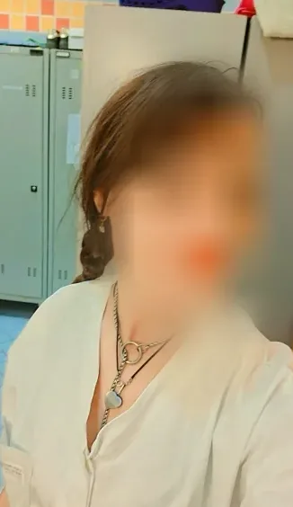 Nadia, 32